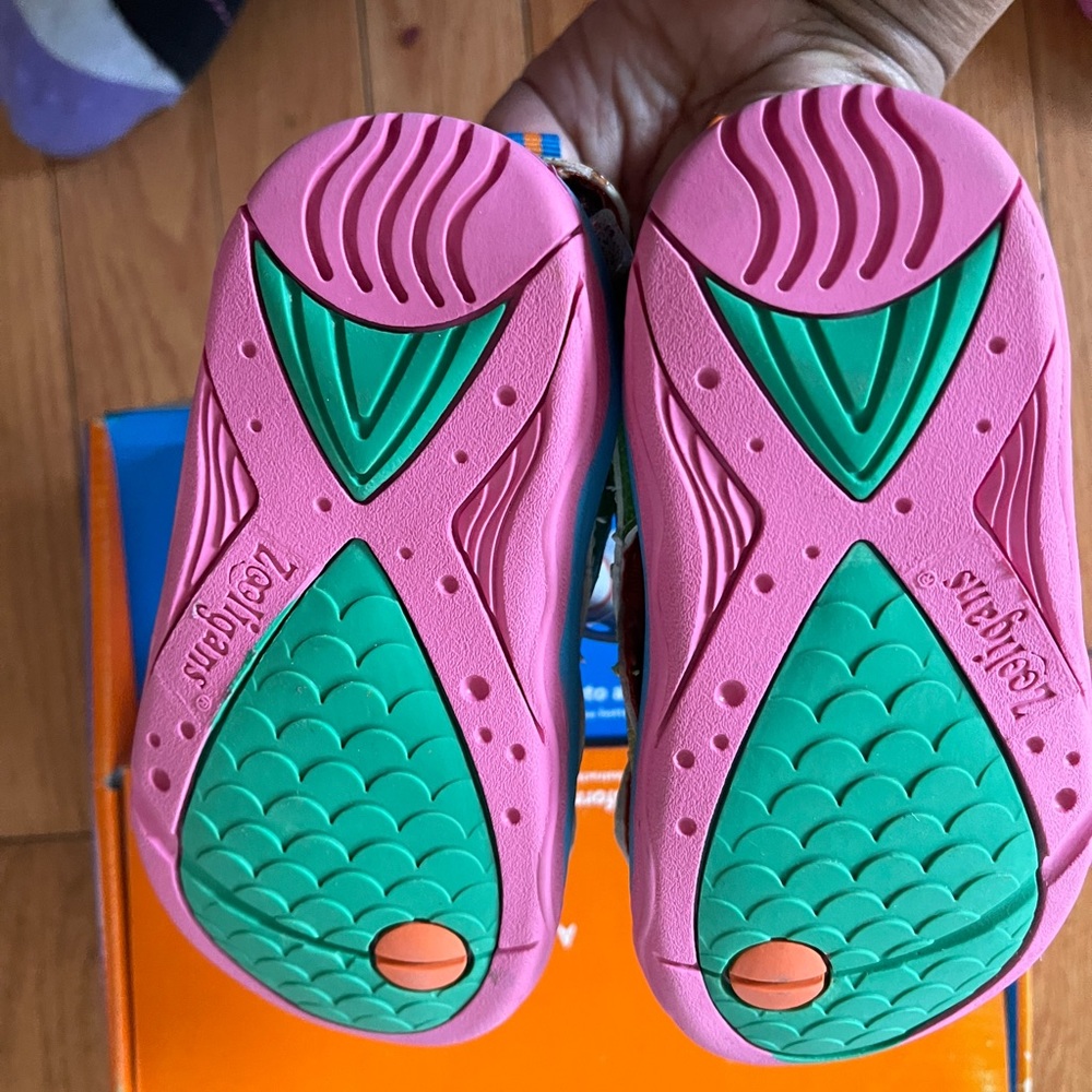 ZOOLIGAN GIRLS WATER SANDAL - Picture 4 of 4